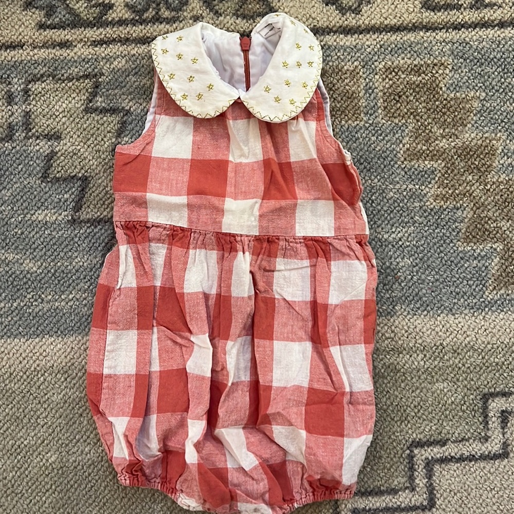 Egg by Slidan Lazar adorable pale red and cream Buffalo check bubble
